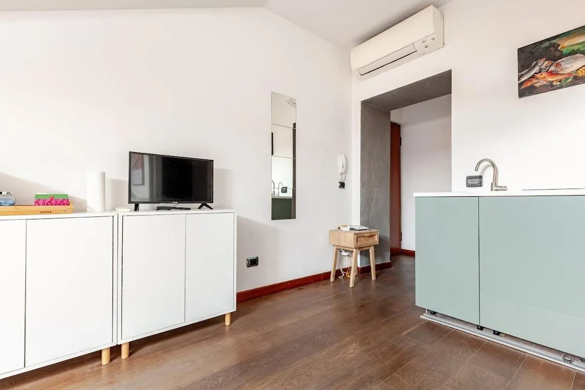מילאנו Centro Storico Brera Cozy Studio Via Solferino 0*,